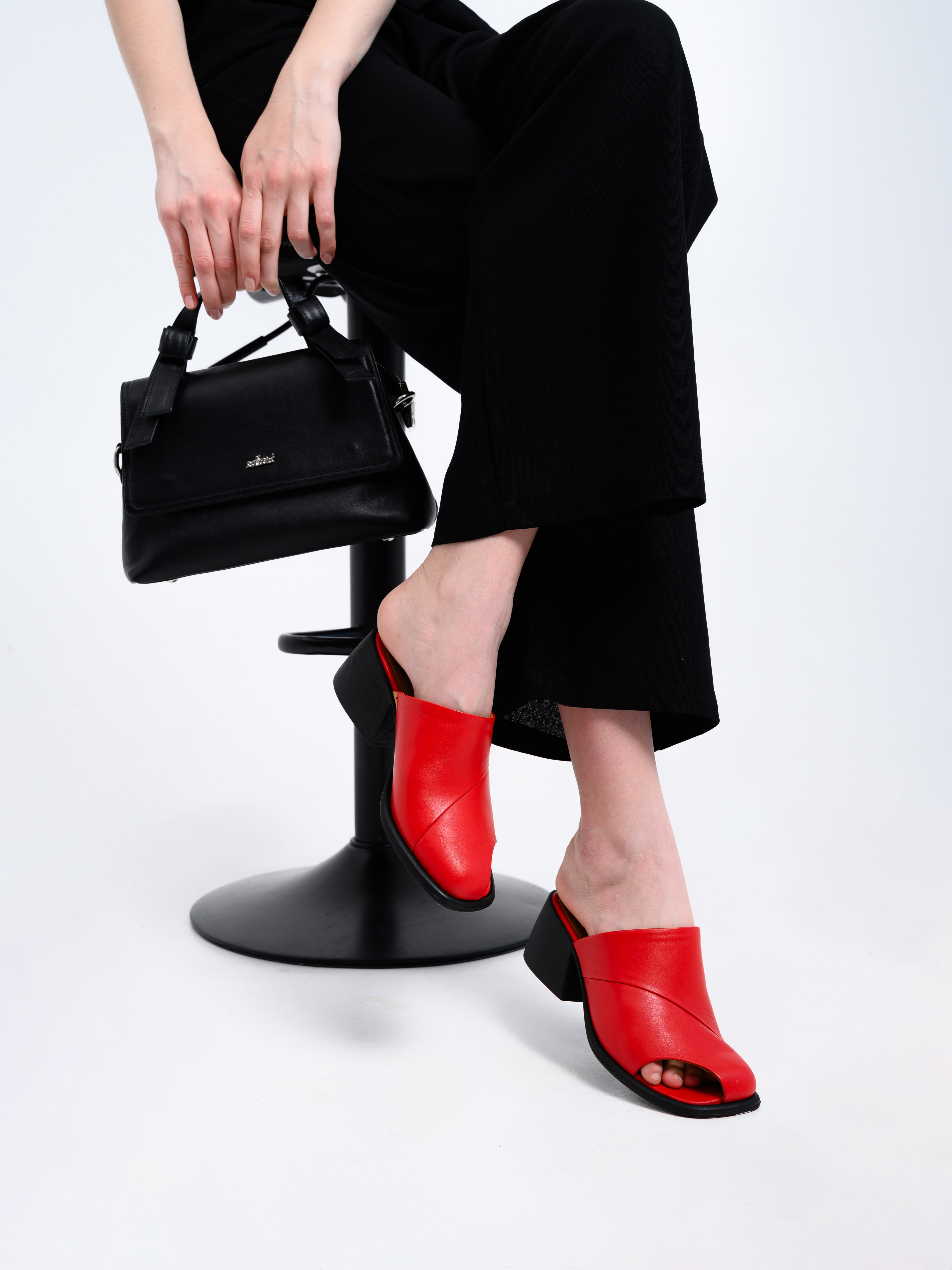 картинка Сабо ED'ART 5300.23663'bl. Красный стар от интернет магазина