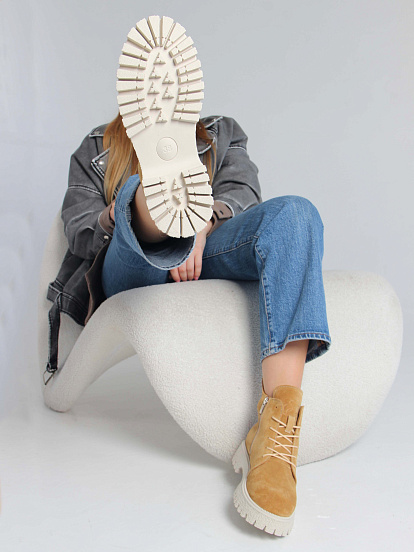 картинка Ботинки ED'ART 228.V.1541'be. светло-желтый замша от интернет магазина