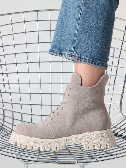 картинка Ботинки ED'ART 228.V.1541'be. Каменный замша от интернет магазина