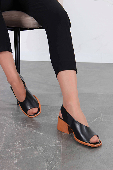 картинка Босоножки ED'ART 4011.23663'br. Черный-коричневый от интернет магазина