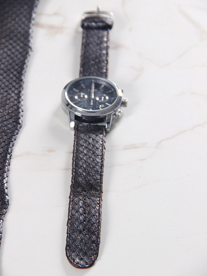 картинка Ремешок на часы R22 коричневый питон от интернет магазина