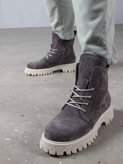 картинка Ботинки ED'ART 228.V.1541'be. Серый замок замша от интернет магазина