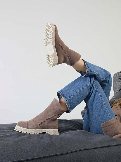 картинка Ботинки ED'ART 233.1541'be. Капучино замша от интернет магазина