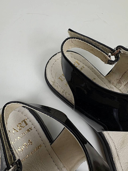 картинка Босоножки ED'ART 2020.115bl. Черный лак уценка от интернет магазина