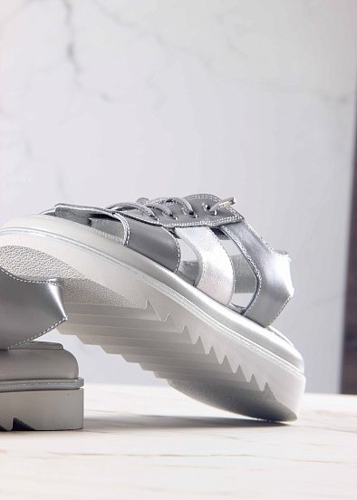 картинка Босоножки ED'ART 2029.2525'gr. Серый белый ибица от интернет магазина