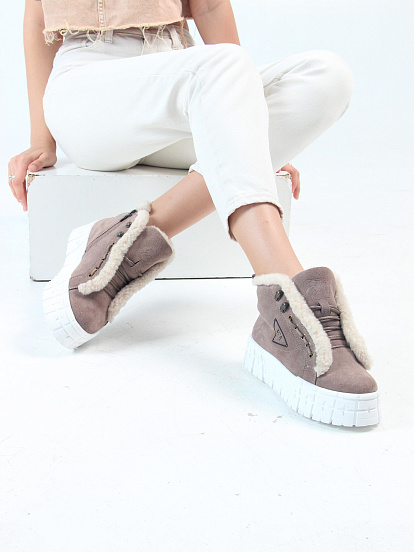 картинка Ботинки ED'ART 243.о.212131'w. Капучино замша от интернет магазина